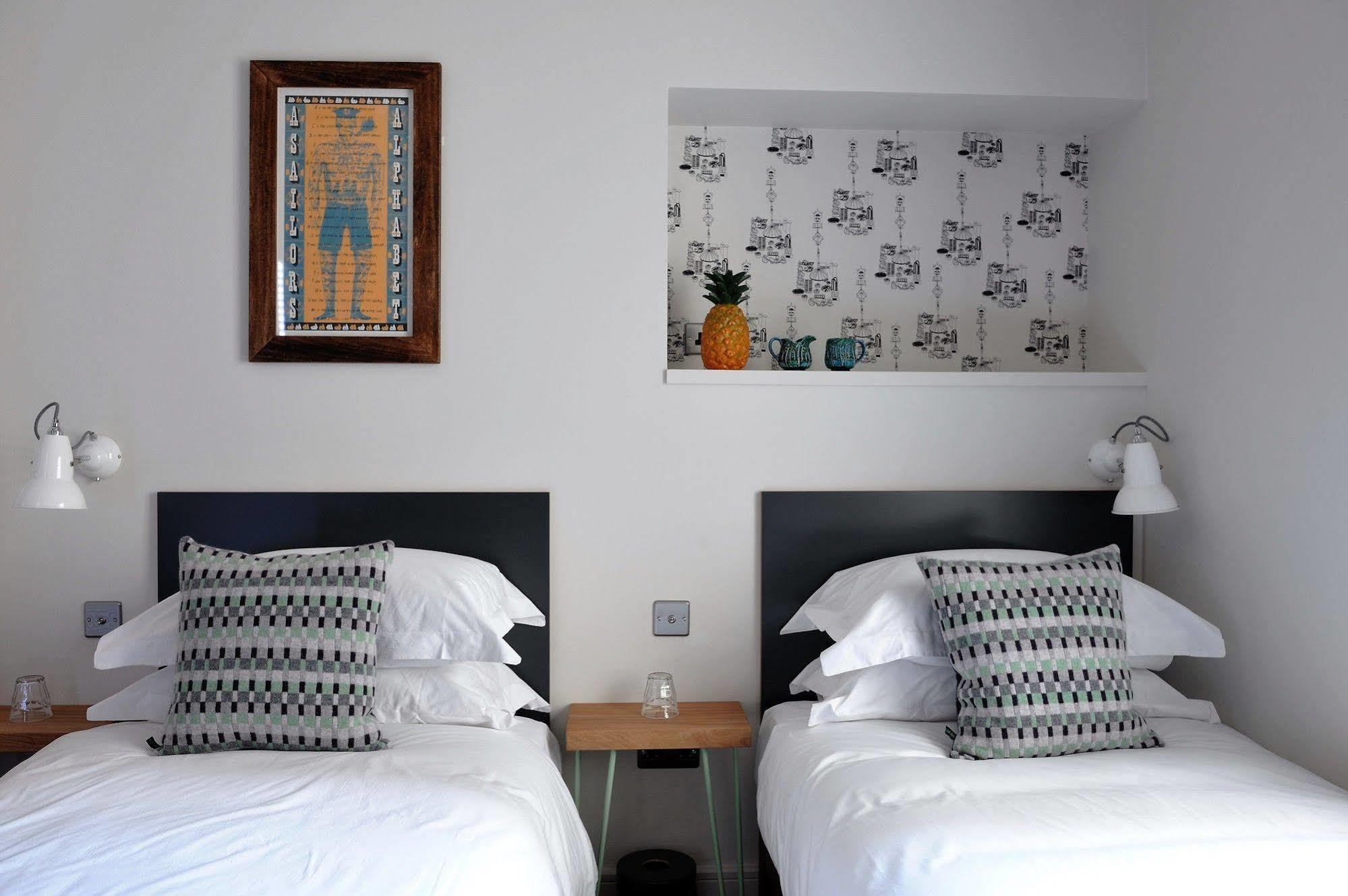 Oyo Fab Guest House Hove Exteriér fotografie