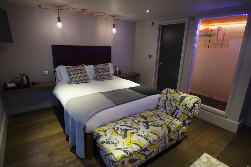 Oyo Fab Guest House Hove Exteriér fotografie
